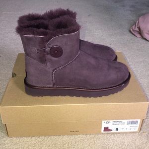 UGG Mini Bailey Button II Metallic